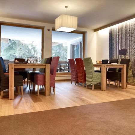 Color Home Suite Apartments Predazzo Extérieur photo