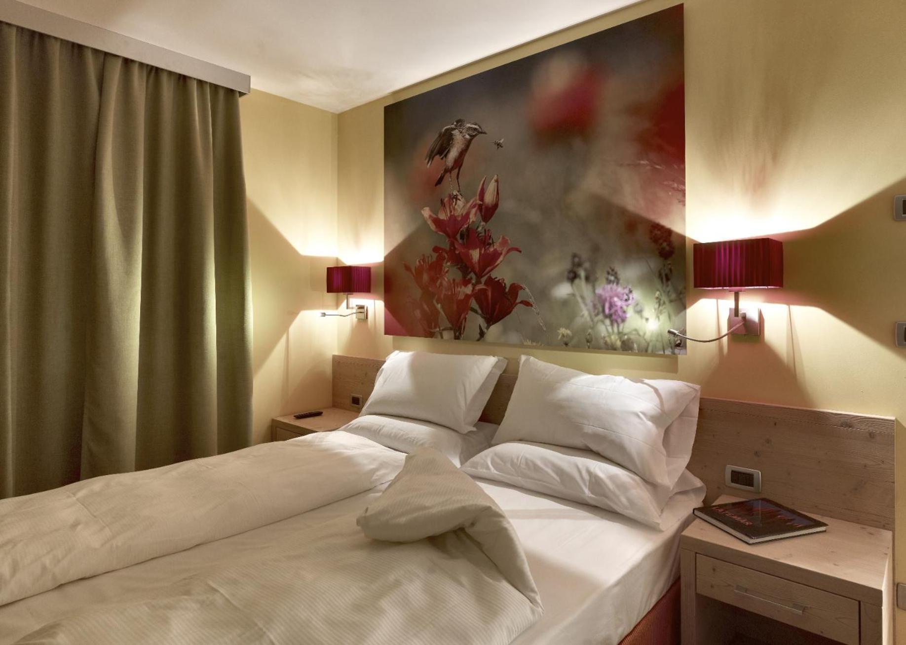 Color Home Suite Apartments Predazzo Extérieur photo